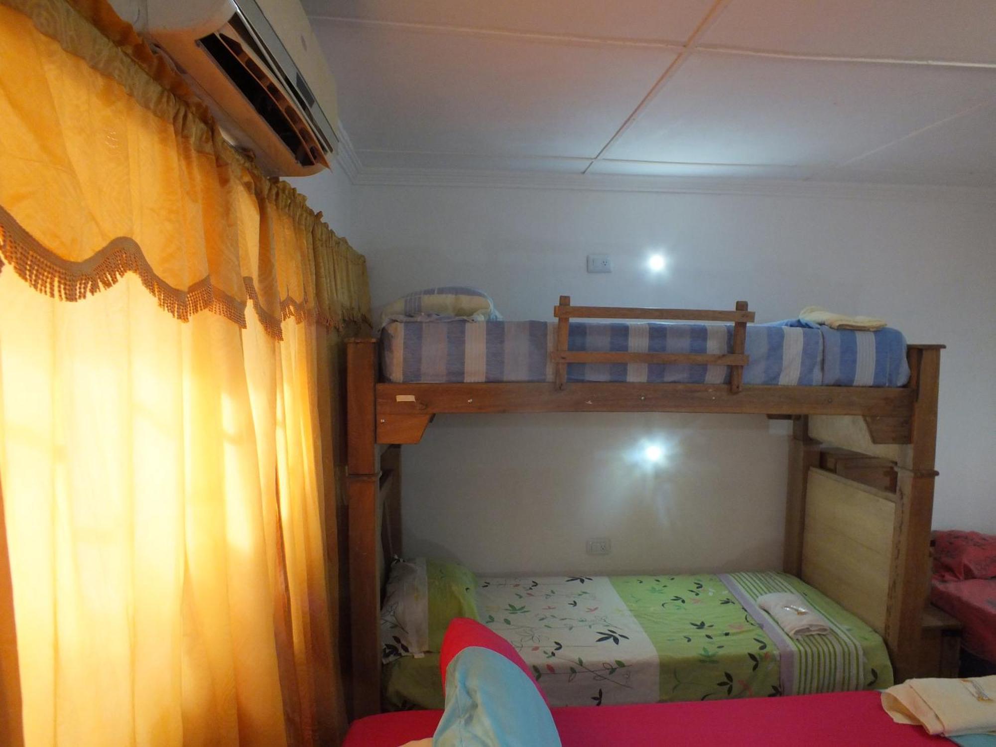 בארנקווילה Hotel Malecon Del Rio מראה חיצוני תמונה