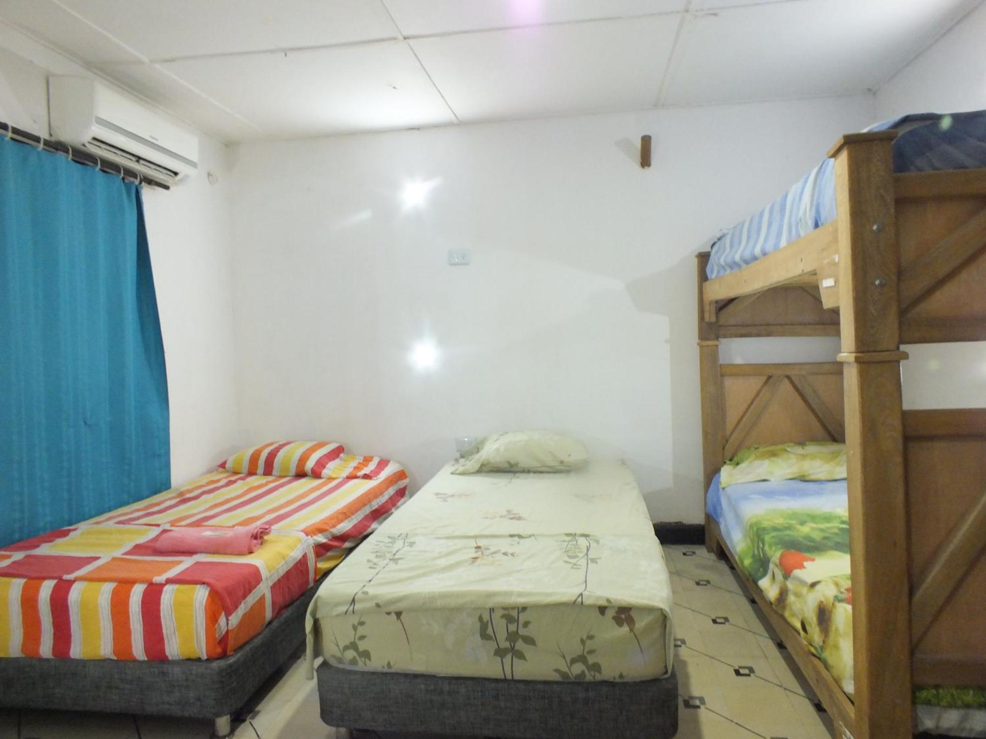 בארנקווילה Hotel Malecon Del Rio מראה חיצוני תמונה