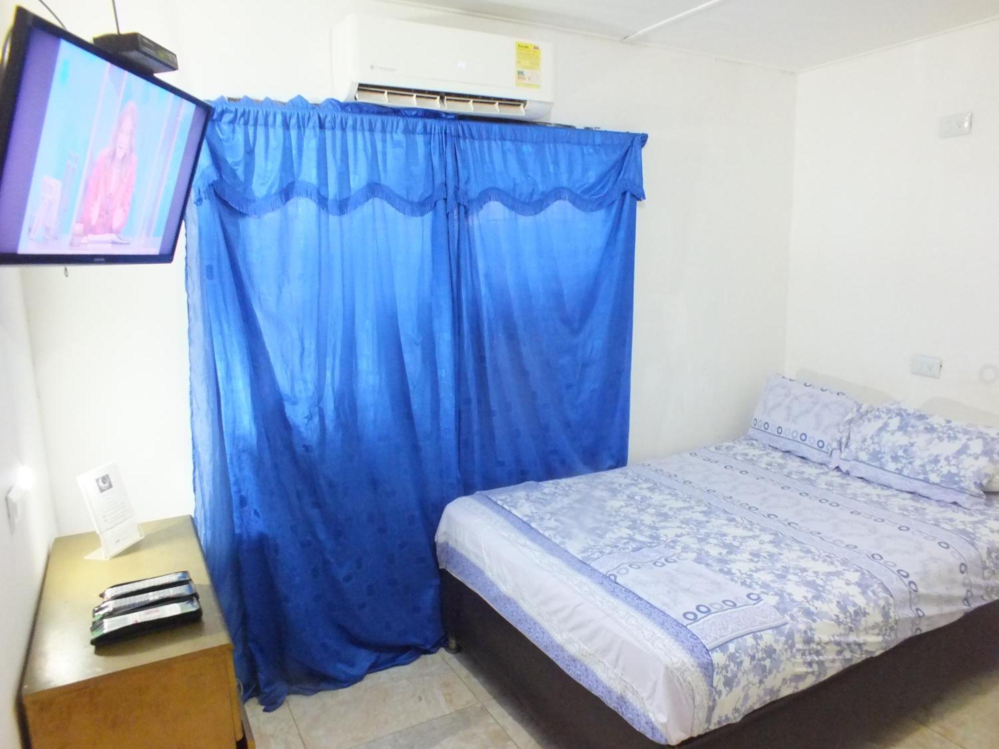 בארנקווילה Hotel Malecon Del Rio מראה חיצוני תמונה